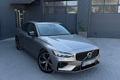 2020' Volvo S60