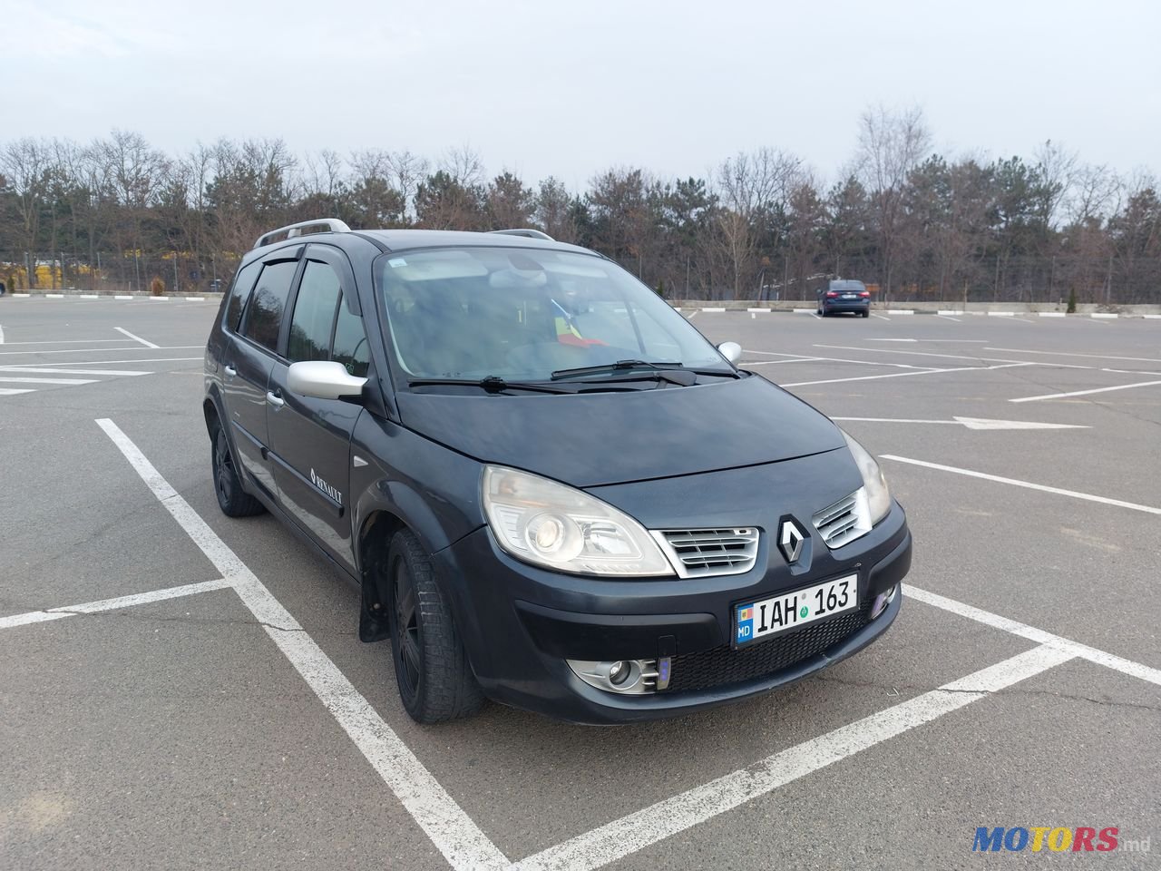 2007' Renault Grand Scenic photo #3