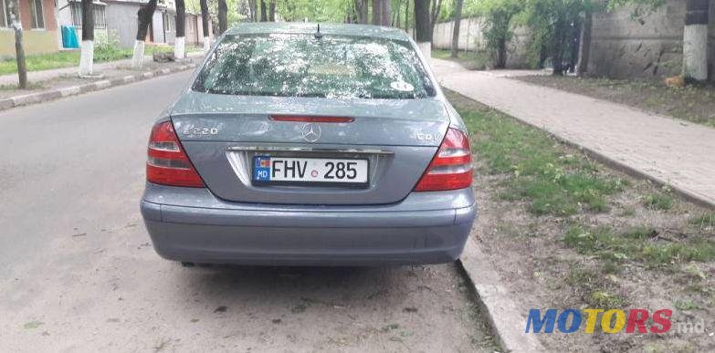 2005' Mercedes-Benz E photo #2