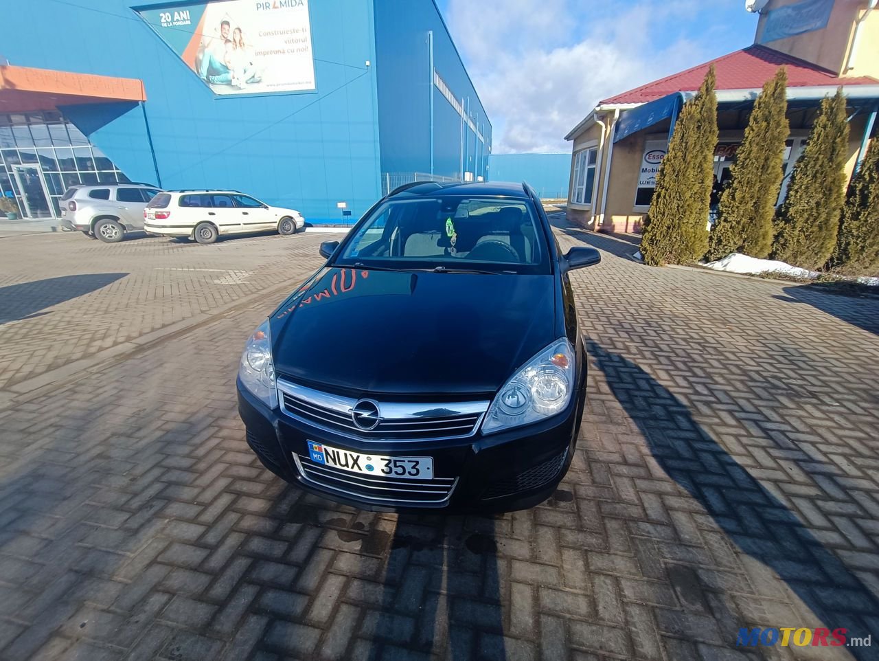 2007' Opel Astra photo #1