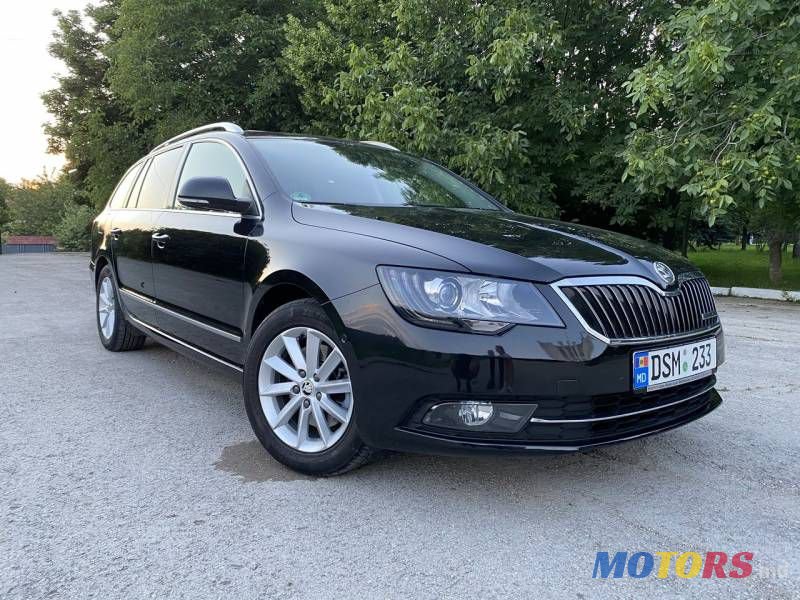 2014' Skoda Superb photo #2
