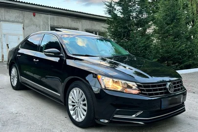 2015' Volkswagen Passat