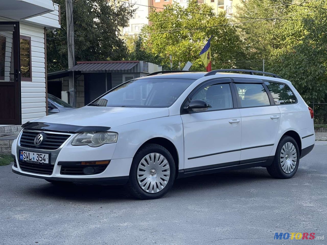 2008' Volkswagen Passat photo #3