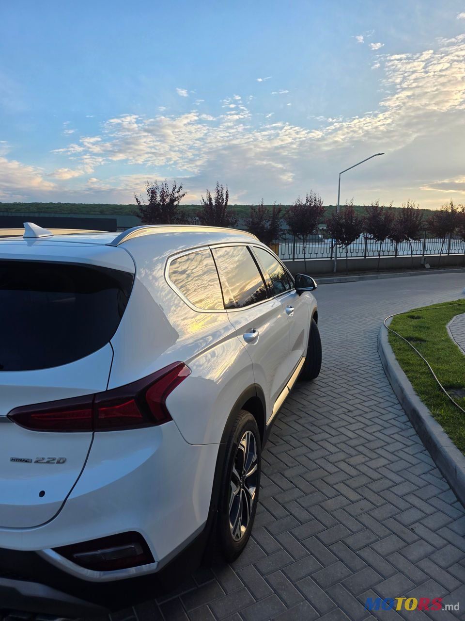 2019' Hyundai Santa Fe photo #3