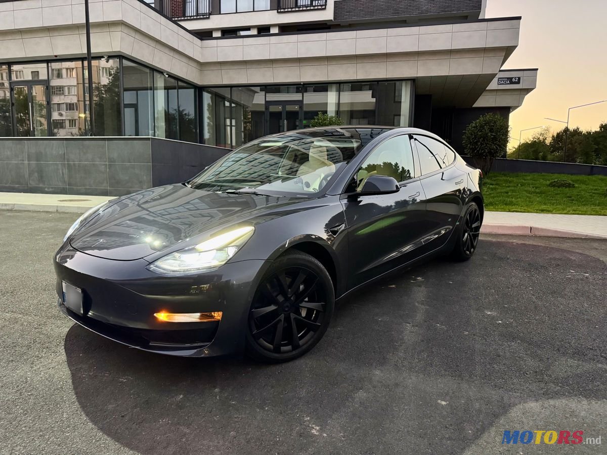 2022' Tesla Model 3 photo #2