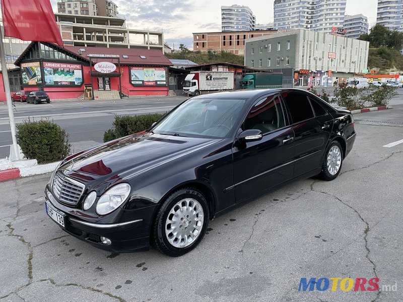 2003' Mercedes-Benz E Класс photo #1