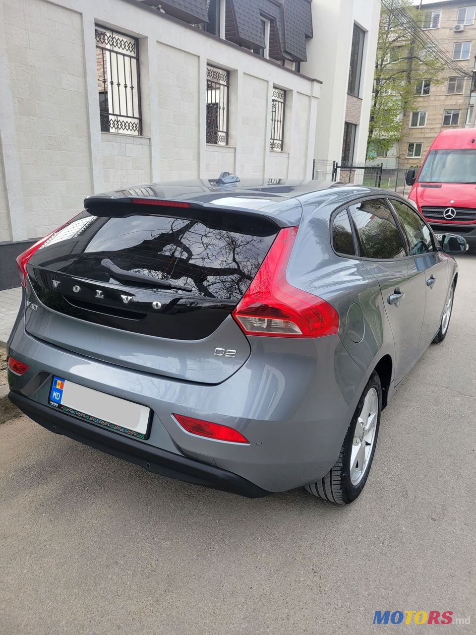 2015' Volvo V40 photo #2