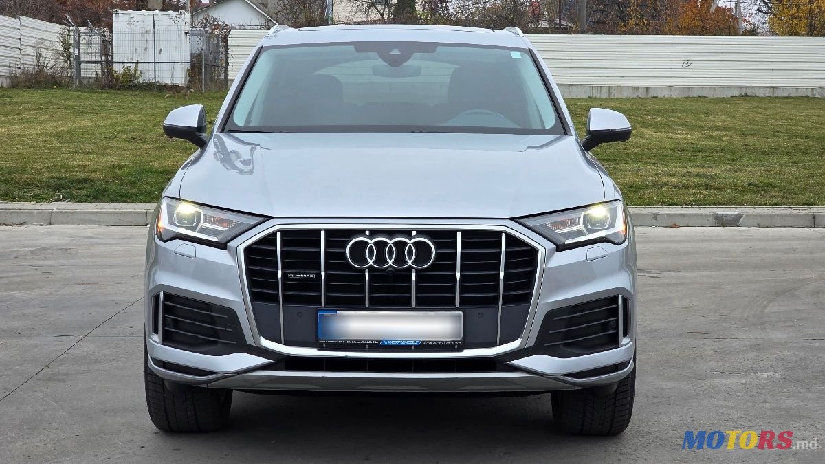 2021' Audi Q7 photo #5