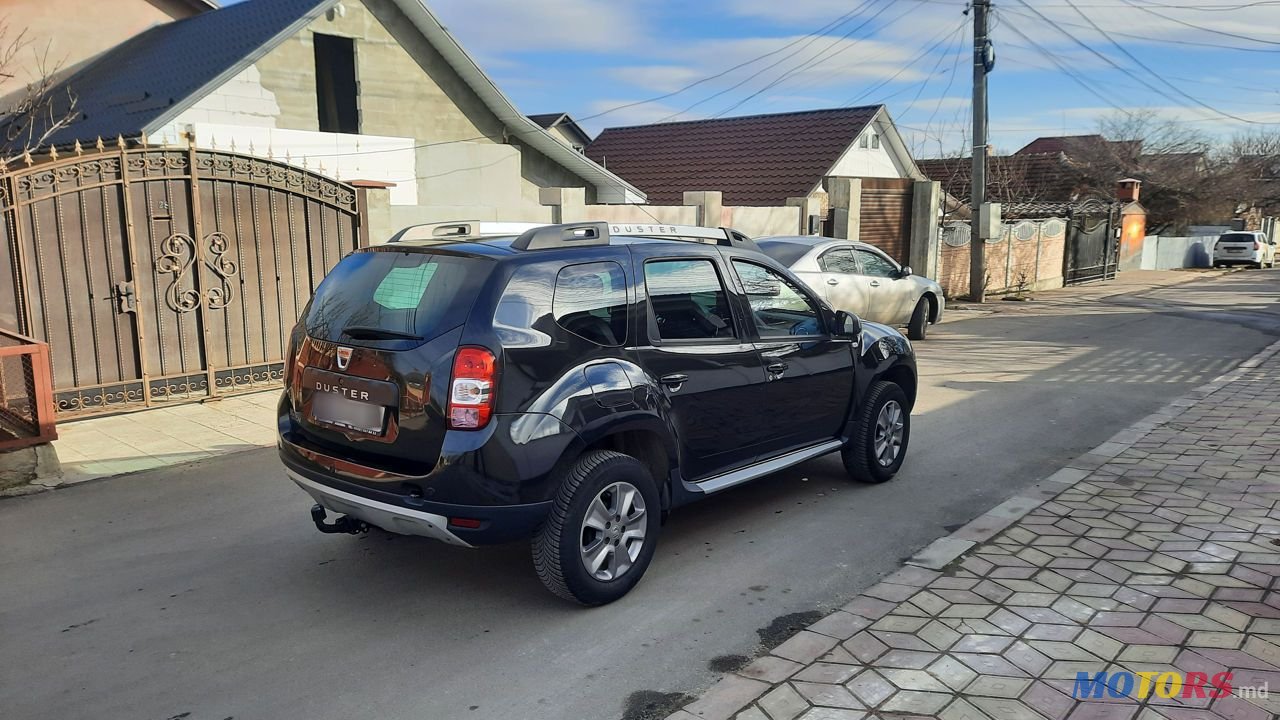 2015' Dacia Duster photo #2
