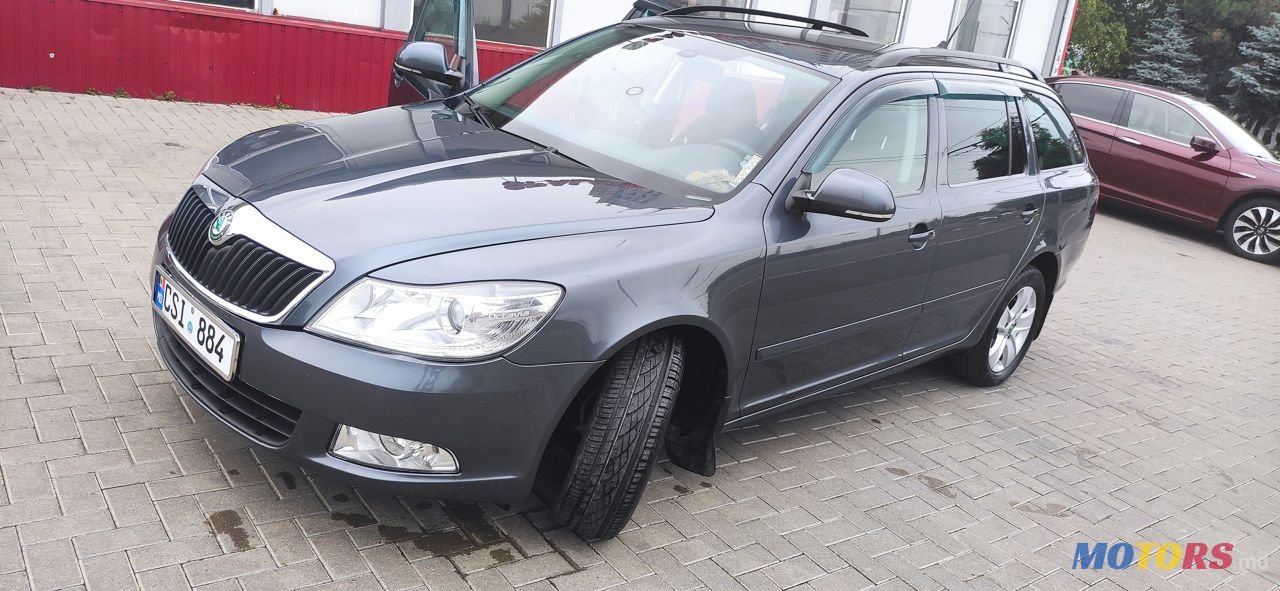 2011' Skoda Octavia photo #4