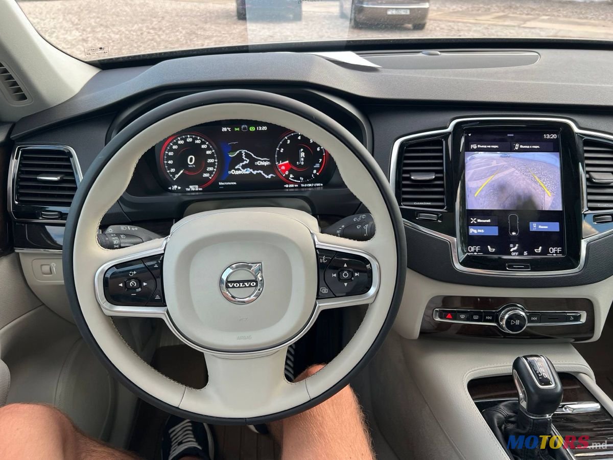 2016' Volvo XC90 photo #6