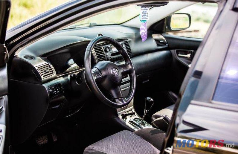 2006' Toyota Corolla photo #2