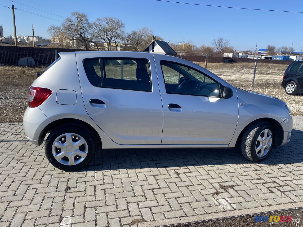 2012' Dacia Sandero photo #4