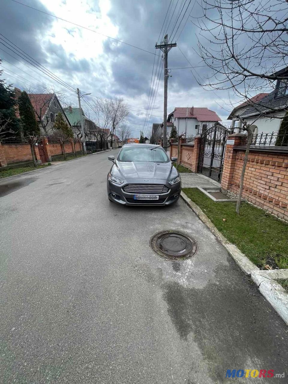 2013' Ford Fusion photo #2