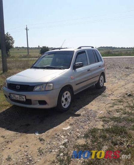 2002' Mazda Demio photo #1