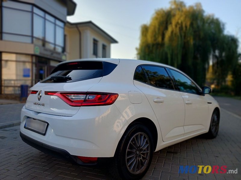 2018' Renault Megane photo #5