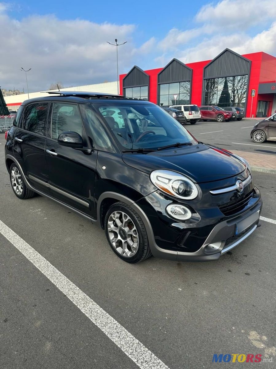 2014' Fiat 500L photo #1