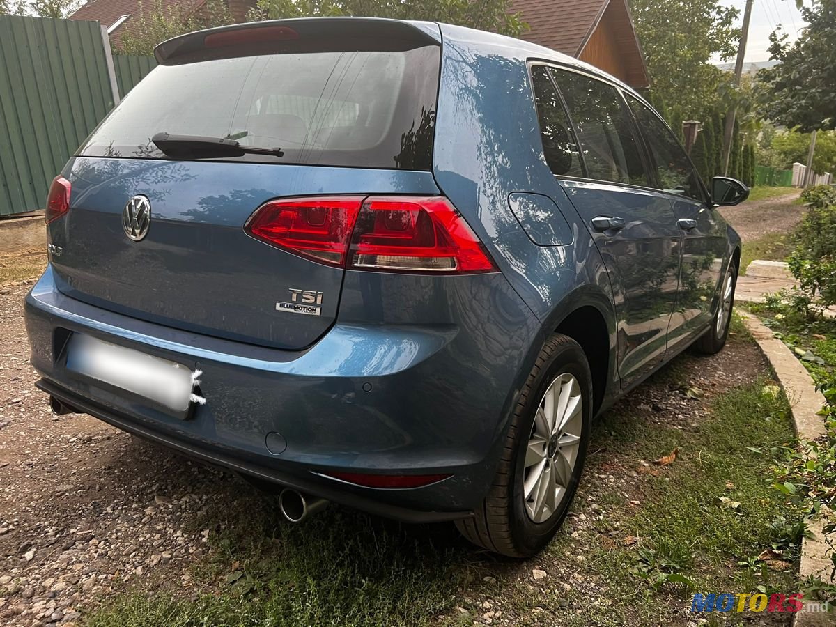 2015' Volkswagen Golf photo #3