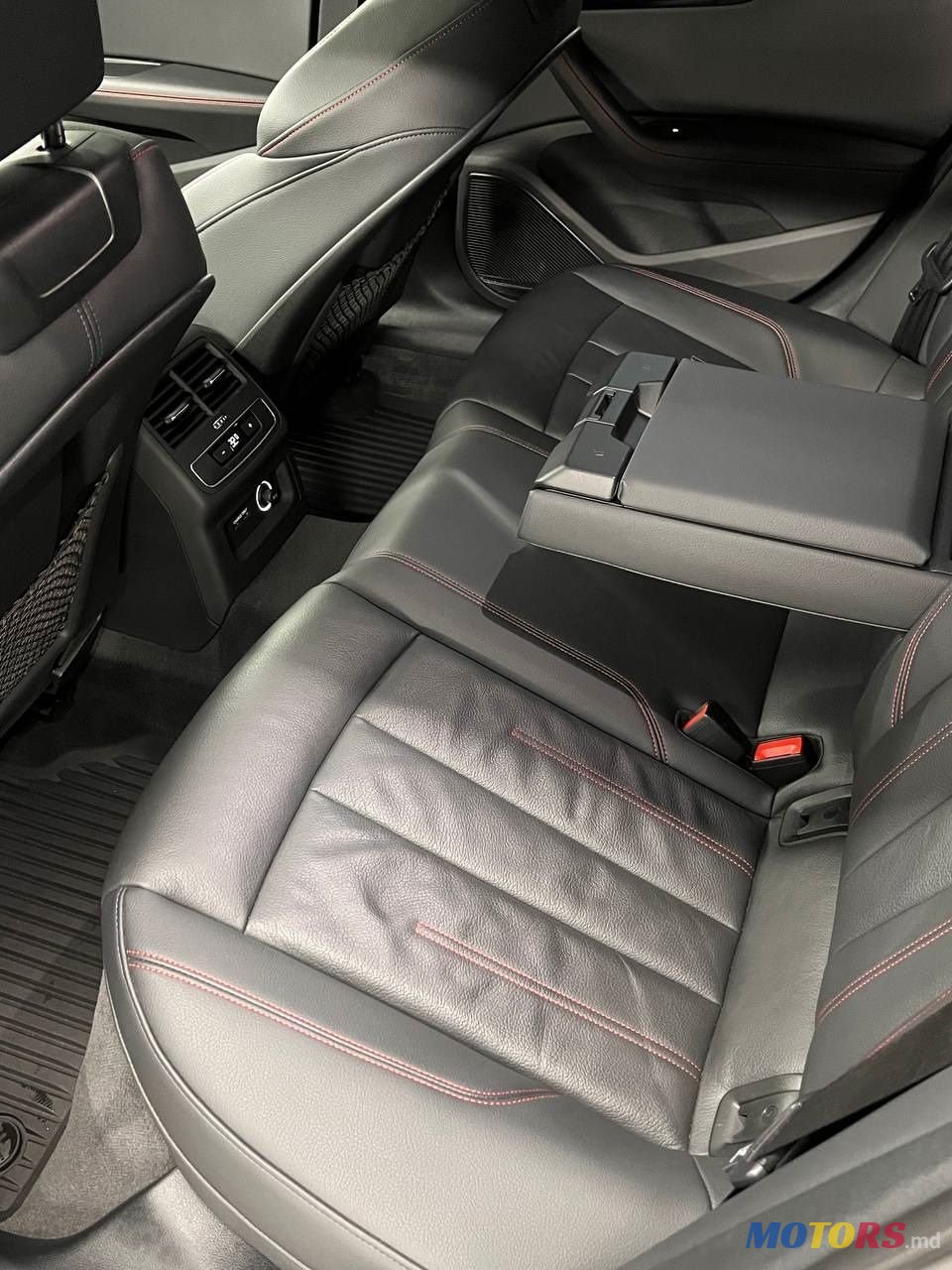 2019' Audi A4 photo #5