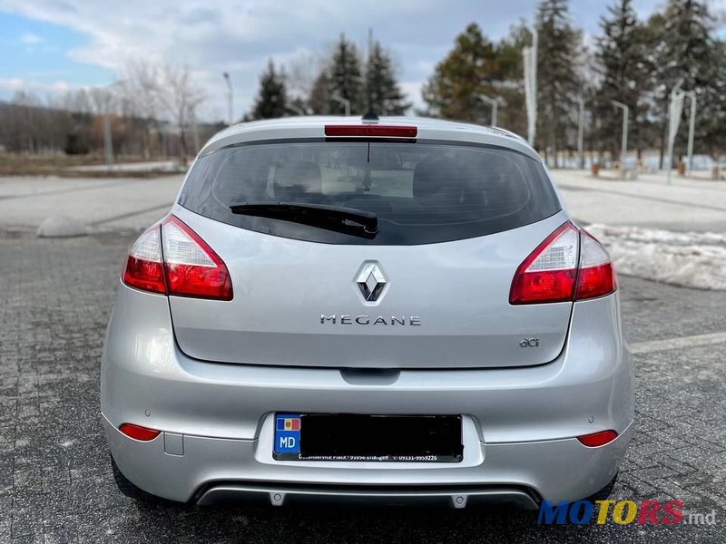 2014' Renault Megane photo #3