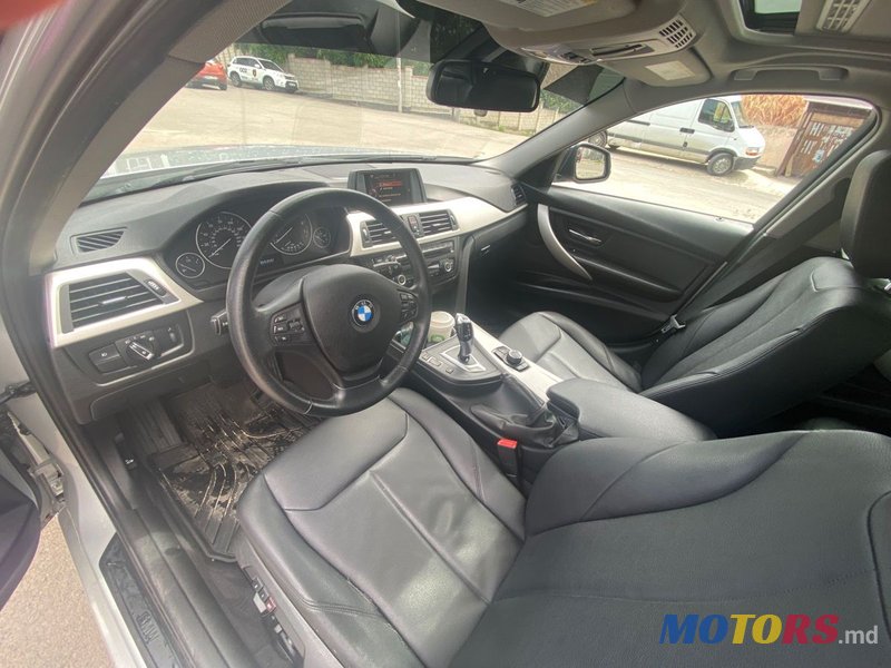 2014' BMW 3 Series photo #5