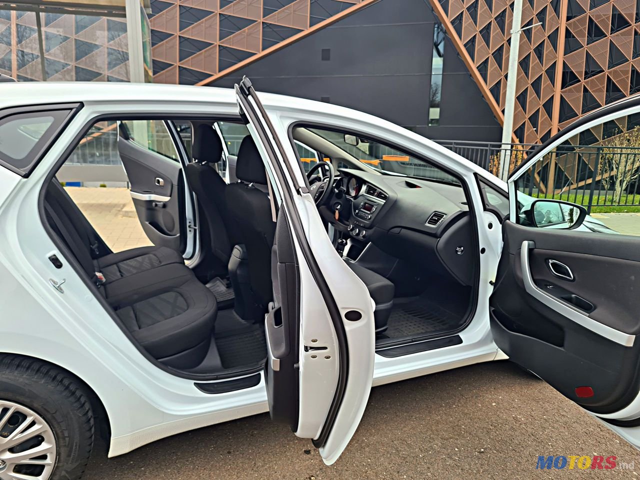 2018' Kia Ceed photo #5