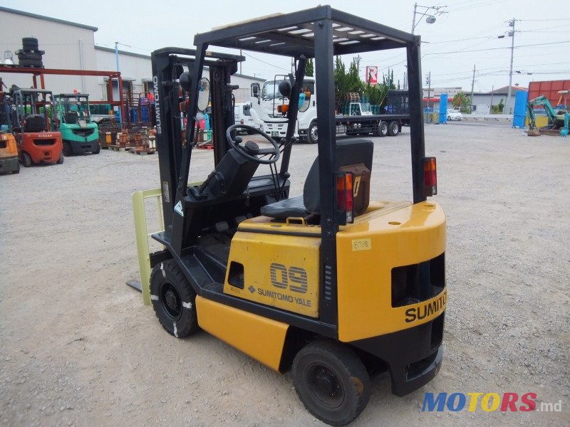 2006' Toyota 2005 photo #3