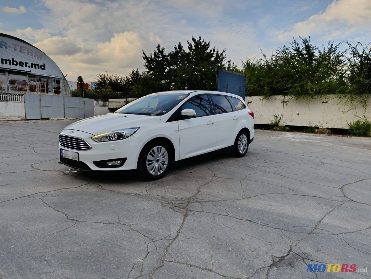 2015' Ford Focus photo #2