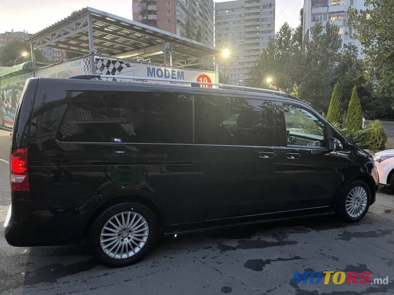 2015' Mercedes-Benz V photo #6