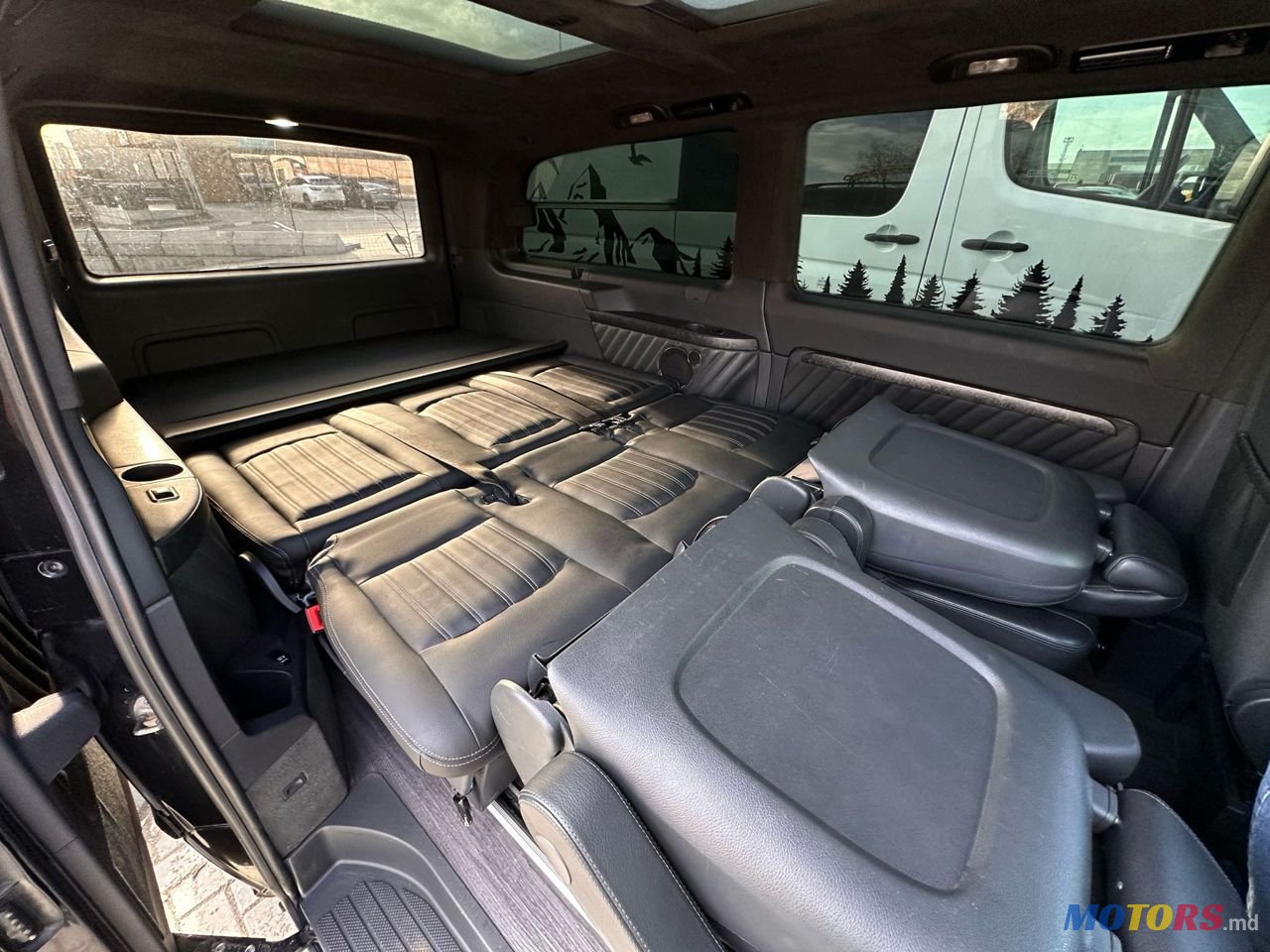 2011' Mercedes-Benz Vito photo #3