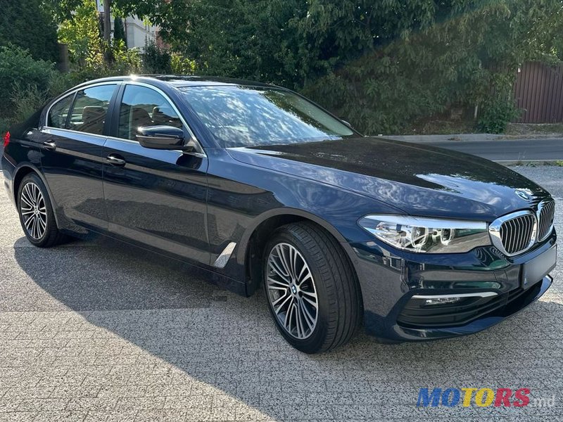 2019' BMW 5 Series photo #5