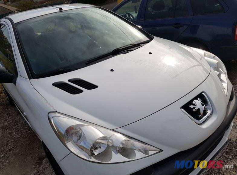 2012' Peugeot 206 photo #3
