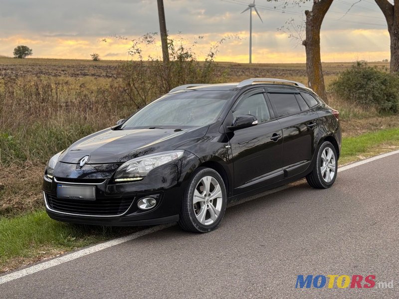 2012' Renault Megane photo #6