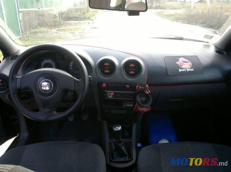 2003' SEAT Ibiza photo #1