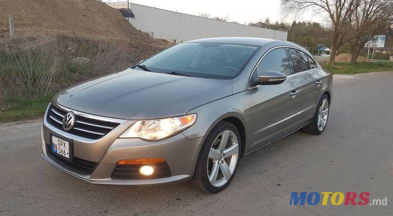 2011' Volkswagen Passat CC photo #2