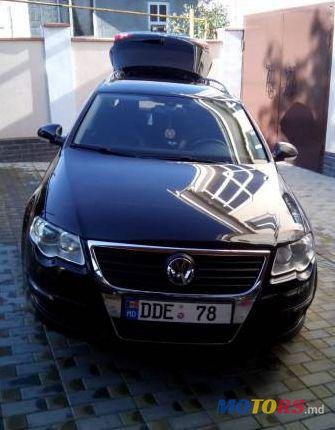 2009' Volkswagen Passat photo #4