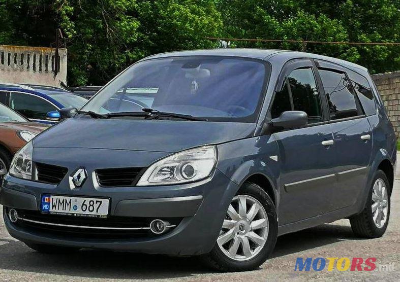 2007' Renault Grand Scenic photo #1