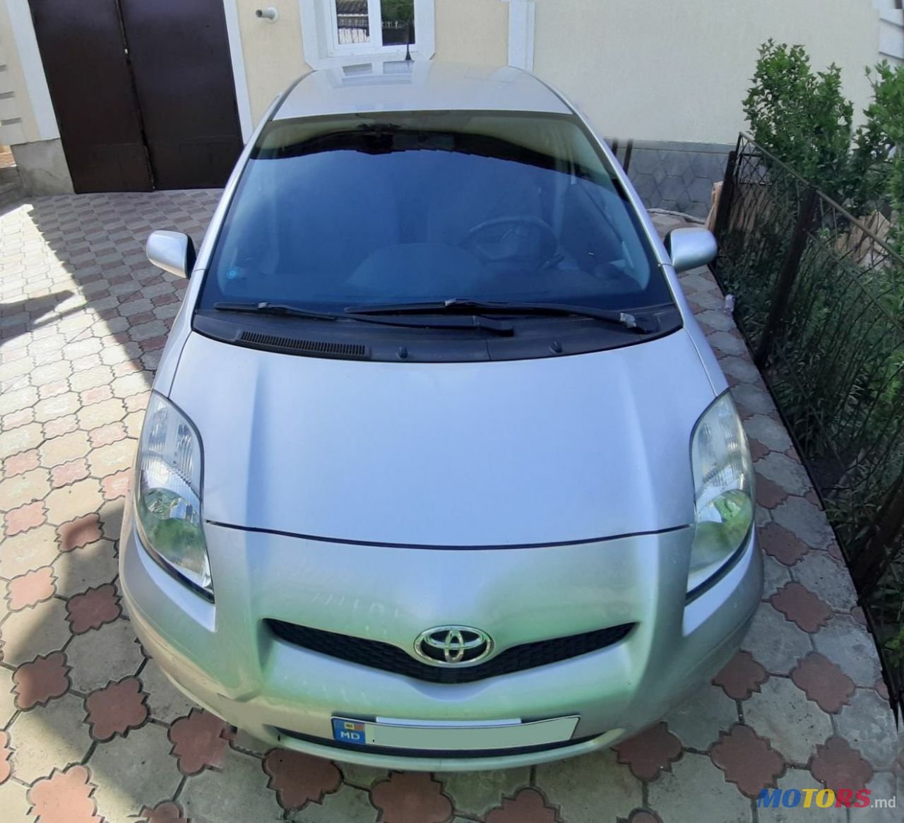 2009' Toyota Yaris photo #4