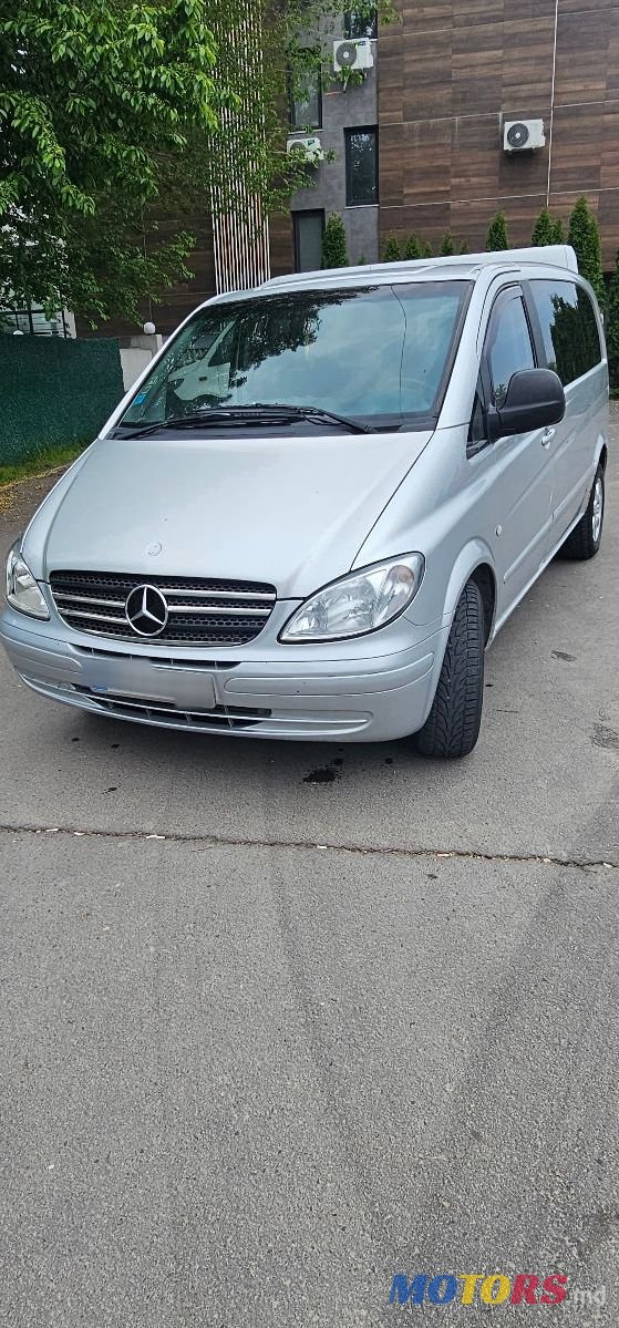 2004' Mercedes-Benz Vito photo #1