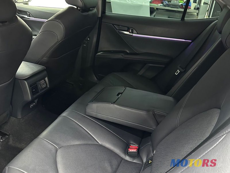 2023' Toyota Camry photo #4