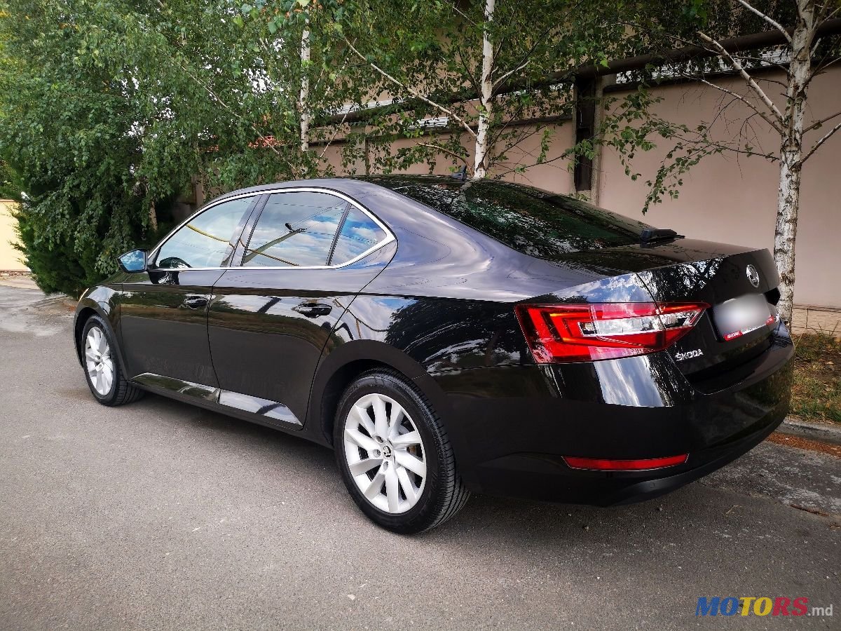 2018' Skoda Superb photo #1