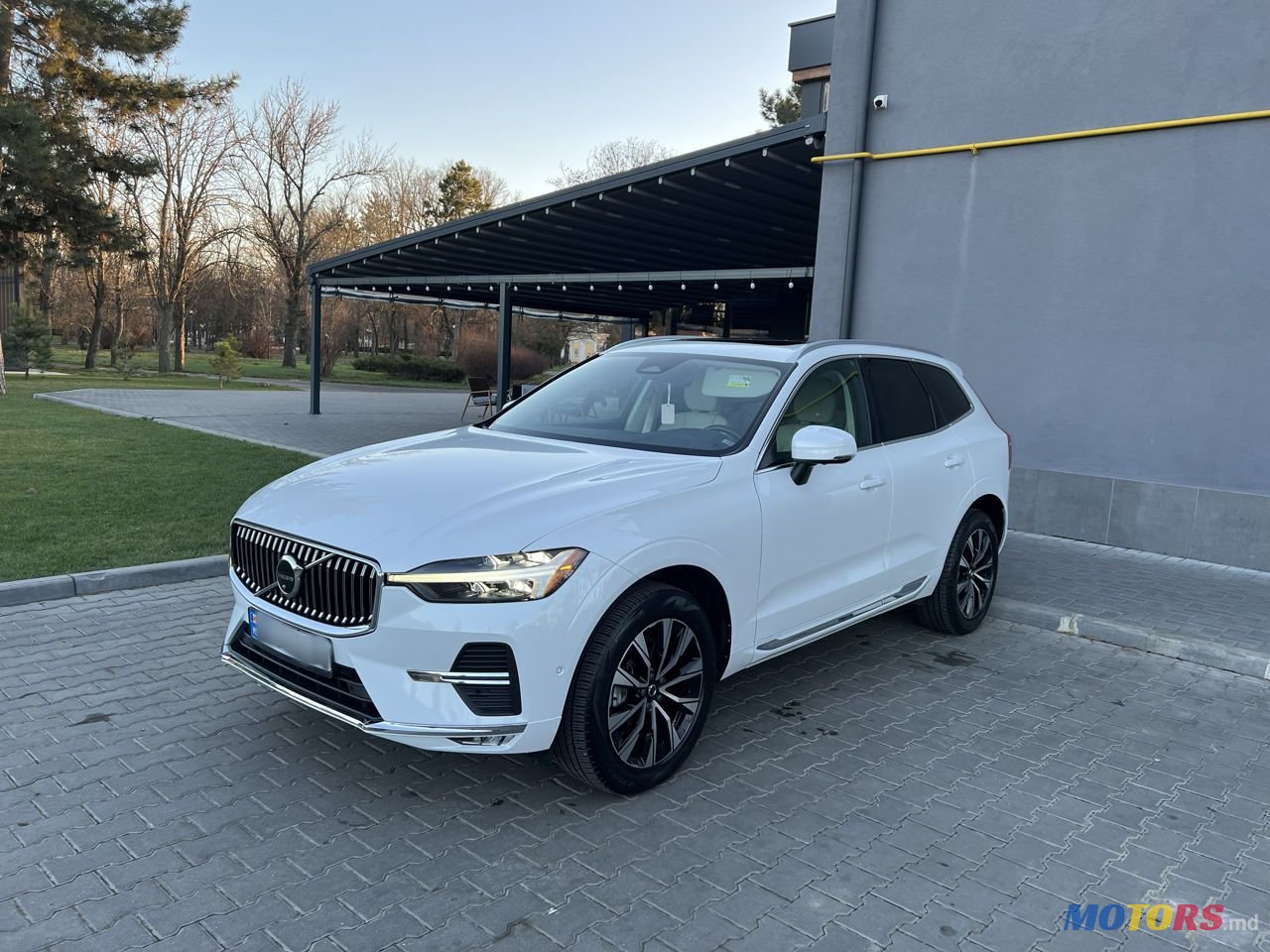 2022' Volvo XC60 photo #1
