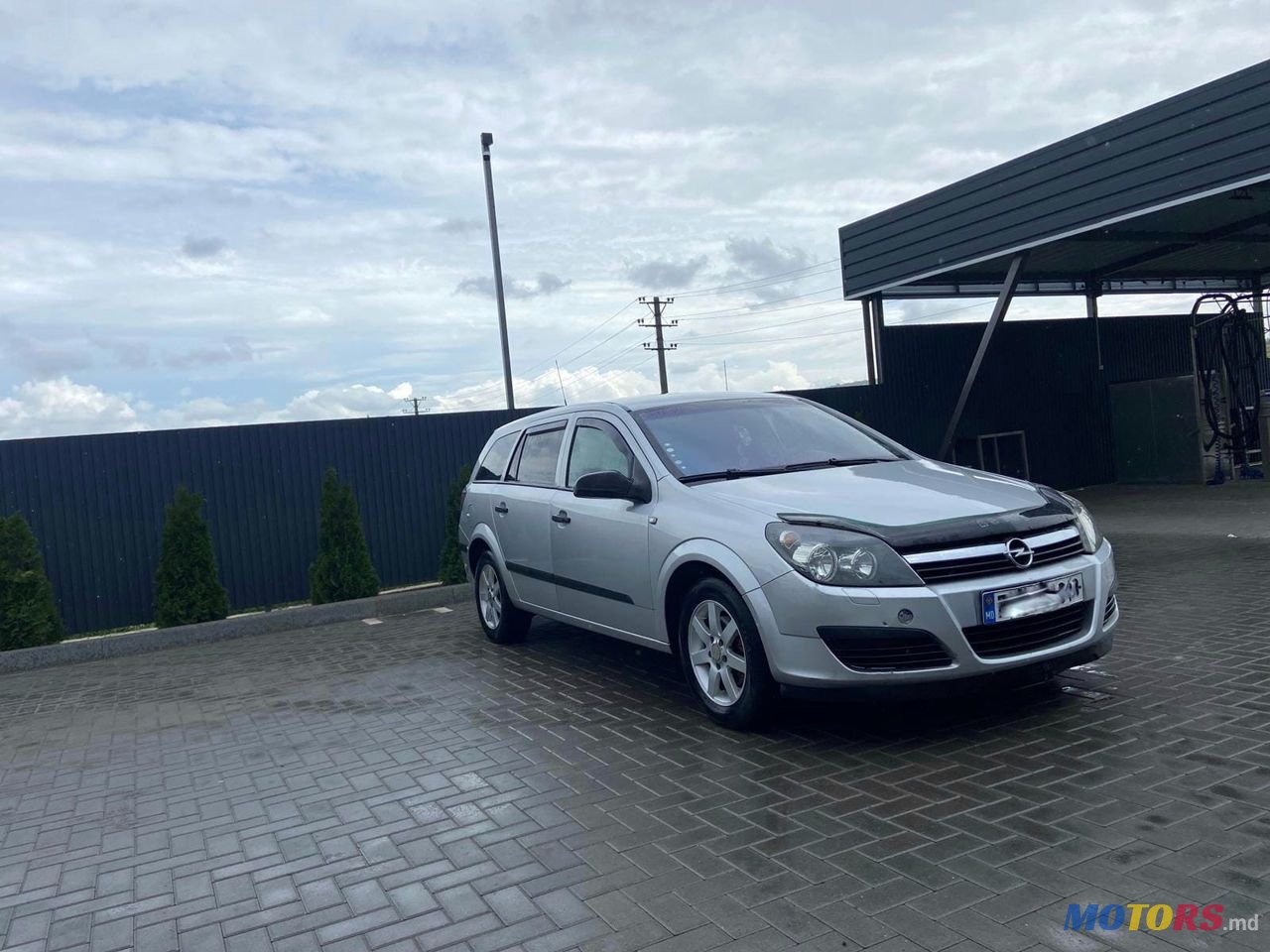 2005' Opel Astra photo #2