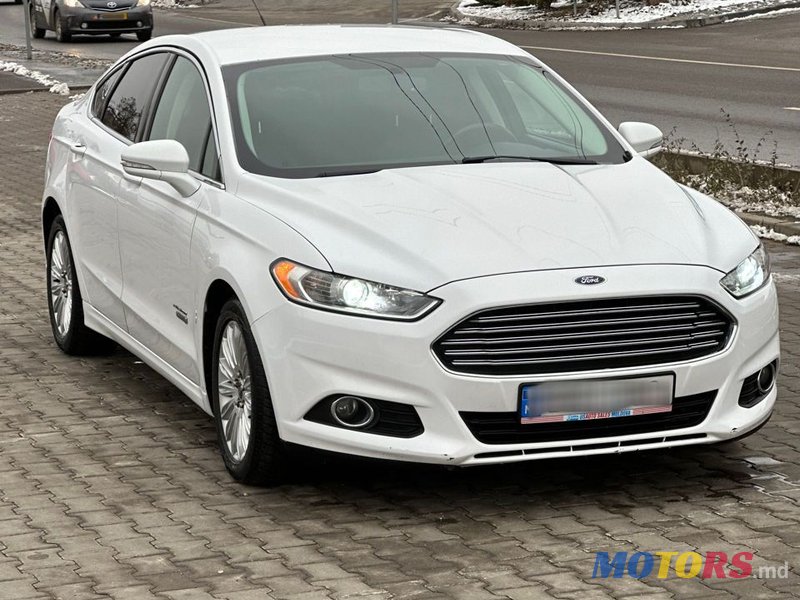 2014' Ford Fusion photo #2