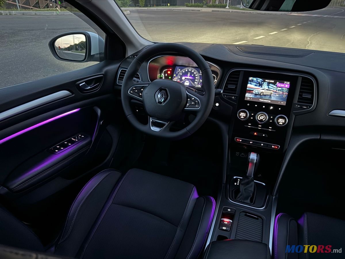 2021' Renault Megane photo #6