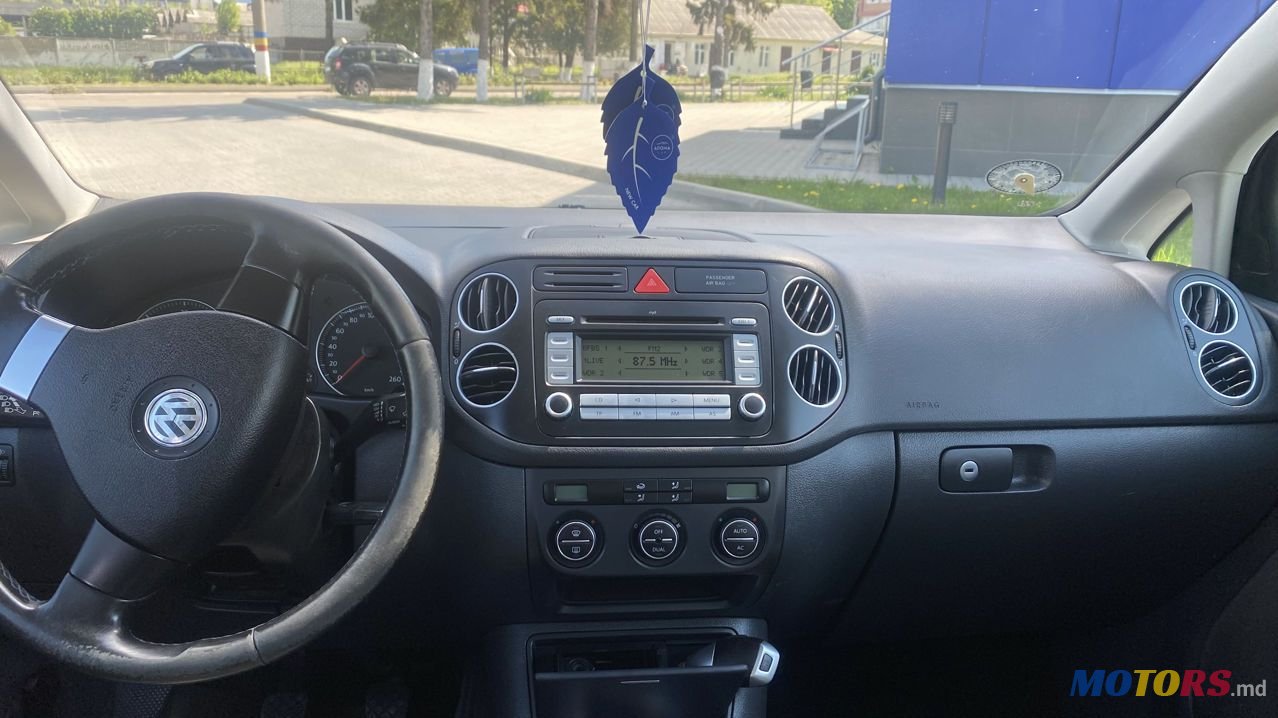 2007' Volkswagen Golf Plus photo #5