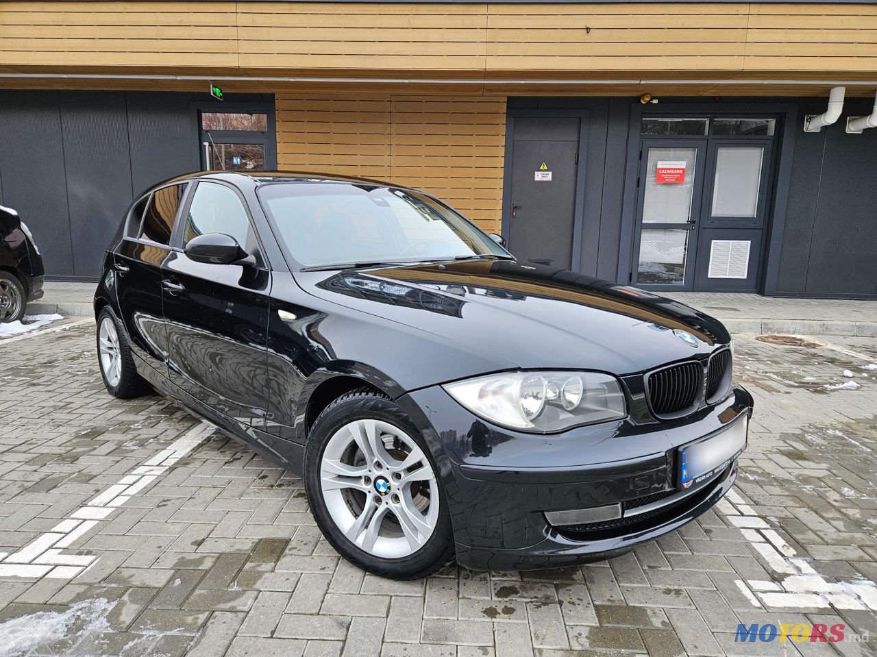 2008' BMW 1 Series photo #1