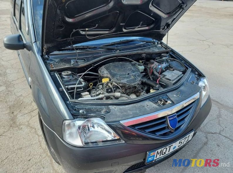 2007' Dacia Logan Mcv photo #3