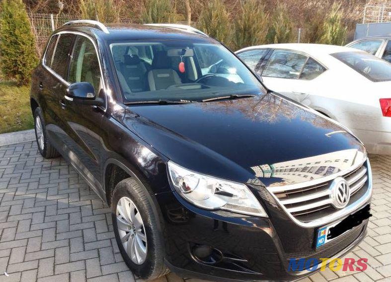 2008' Volkswagen Tiguan photo #1