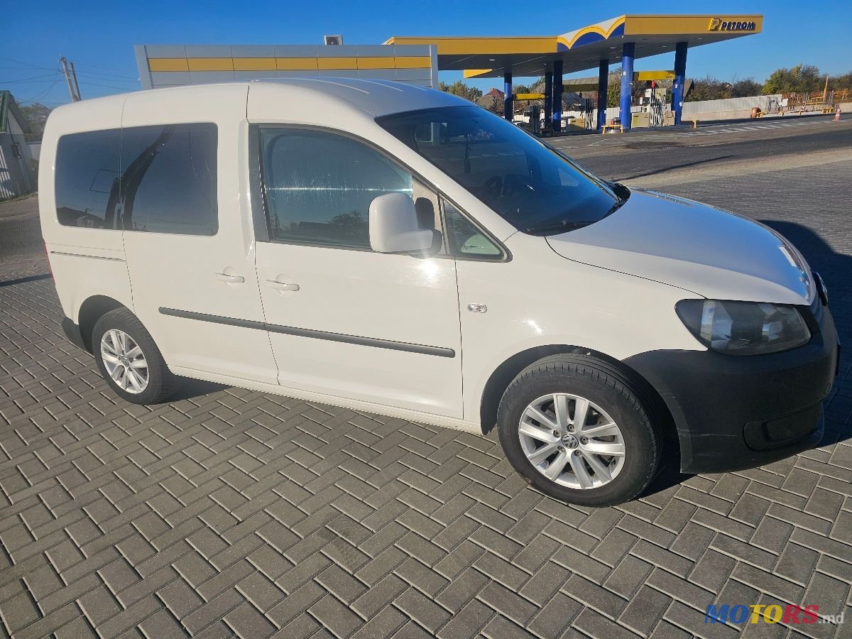 2014' Volkswagen Caddy photo #4